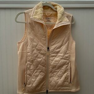 LL Bean women’s vest with fur. Brand new without tags